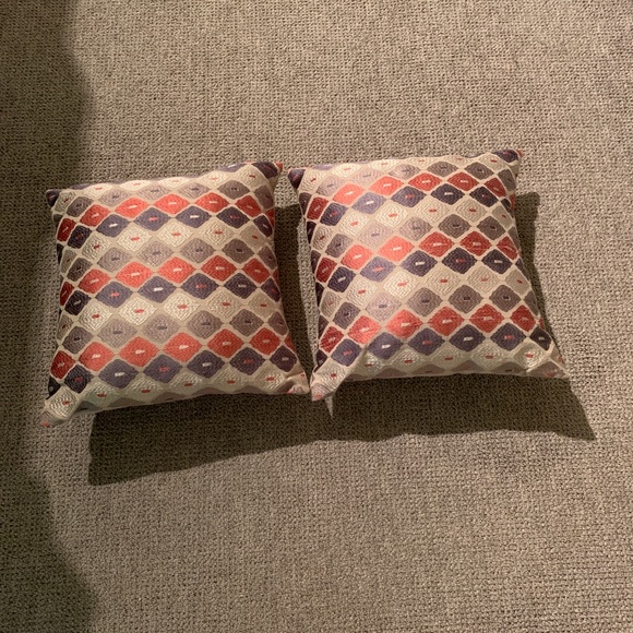 Throw Pillows (set of 2) - Picture 2 of 2